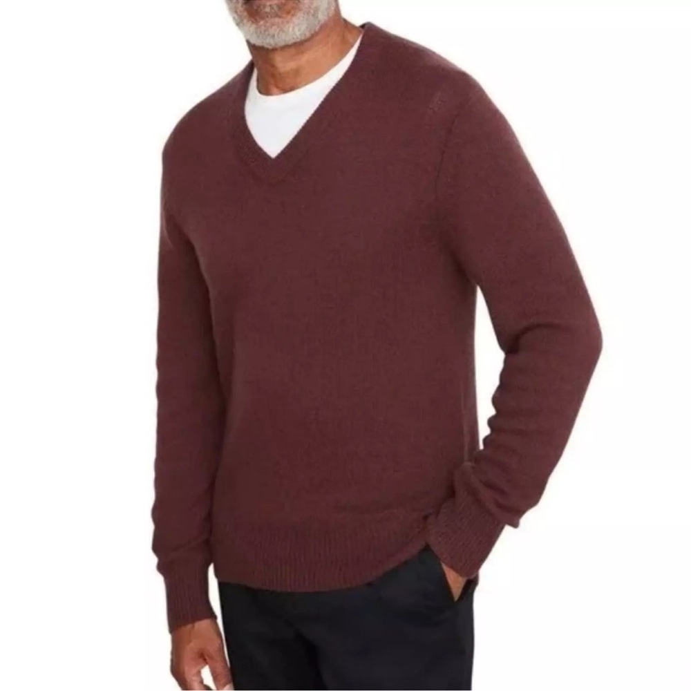 VINCE Cashmere V-neck Sweater In Beet Root